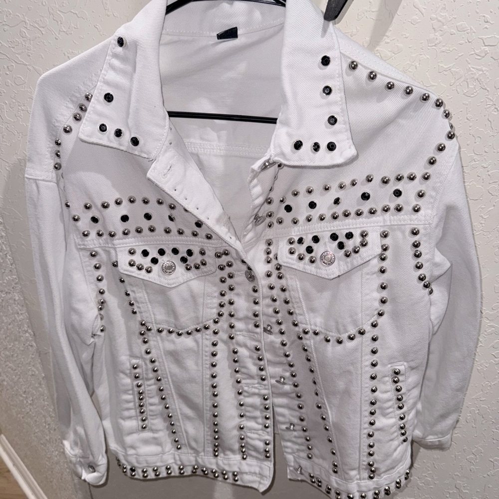 White jean jacket!